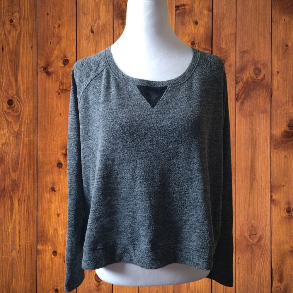 VICTORIA'S SECRET SIZE MEDIUM GRAY CROPPED SWEATER PULLOVER LACE ACCENT